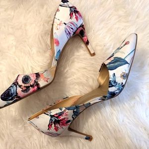 Bandolino size 10 floral heels